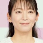 吉岡里帆が「不良になっちった」　口ピアスにカラコン…ファン衝撃「別人に見えます」