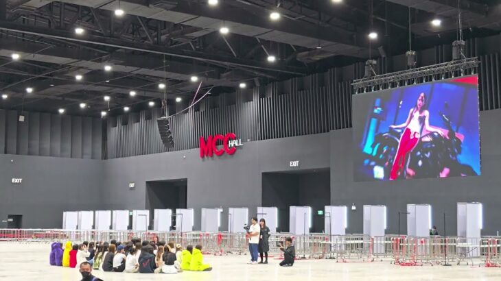 BNK48 19th Single “Colorcon Wink” Handshake Event