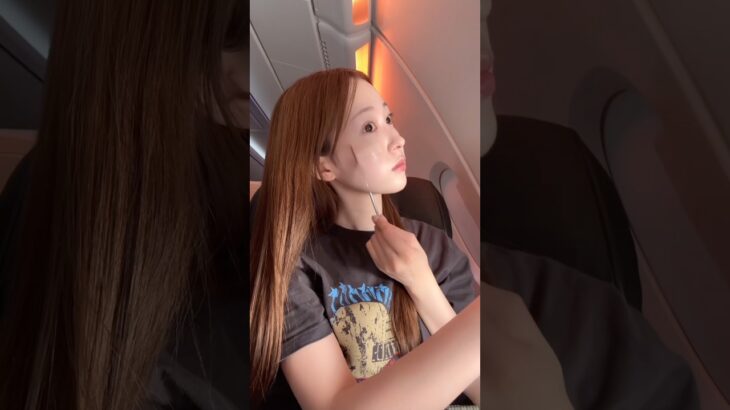 機内でお気に入りコスメだけを使って10分メイク🛩️₊⊹🤍#韓国 #韓国コスメ